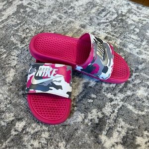 Nike pink Camo slides